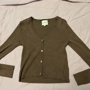 Ribbed long sleeve top